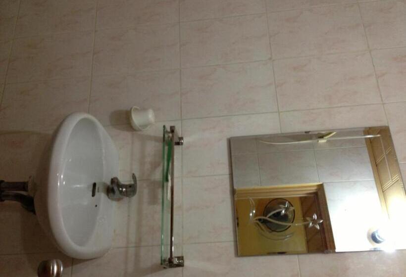 בית מלון כפרי The Bright Lotus Guesthouse