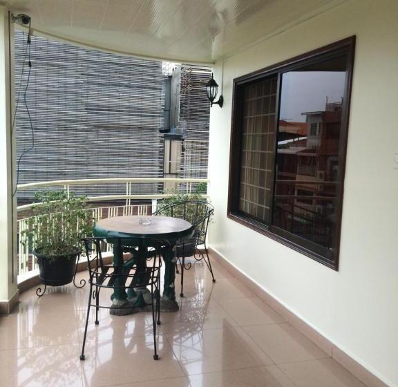 בית מלון כפרי The Bright Lotus Guesthouse