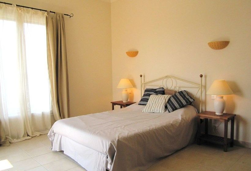 Happy Few La Maison Blanche