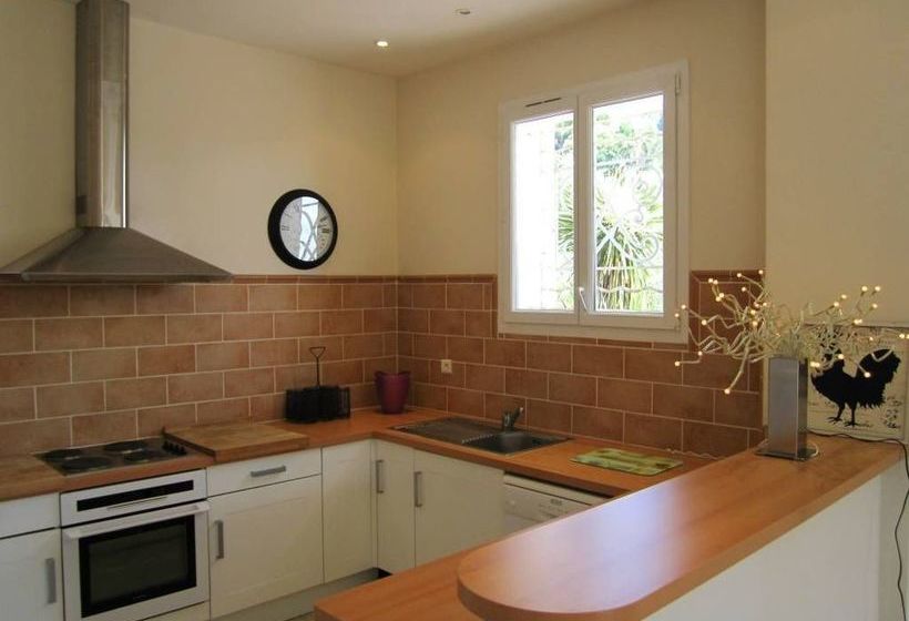 Happy Few La Maison Blanche