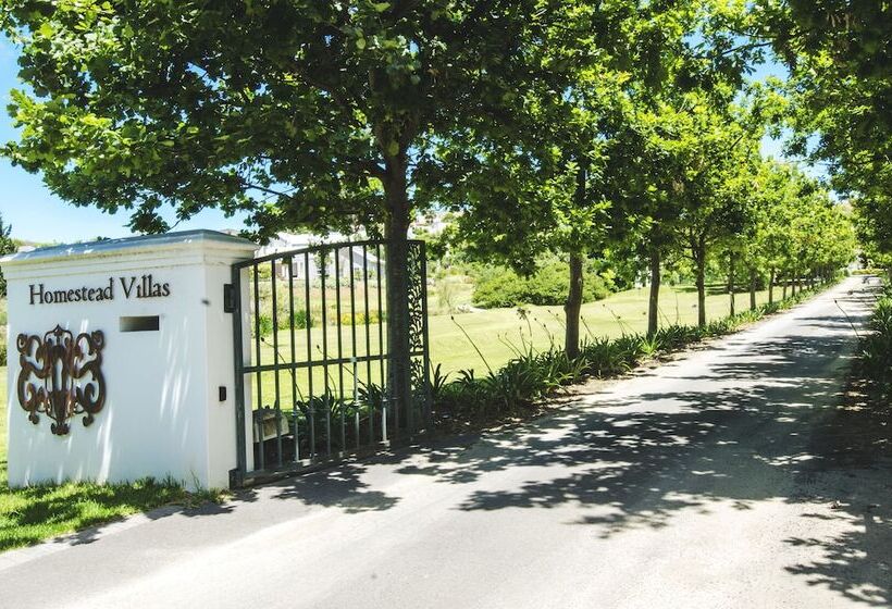 פנסיון Homestead Villas