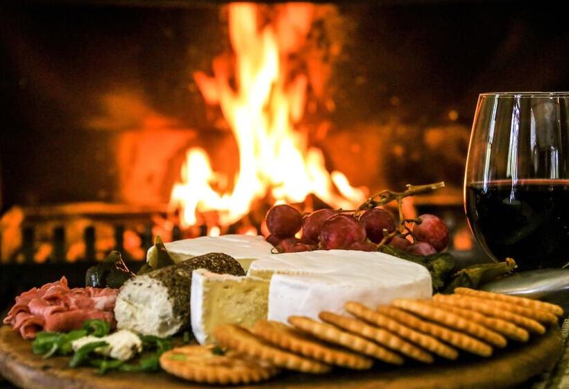 פנסיון Homestead Villas