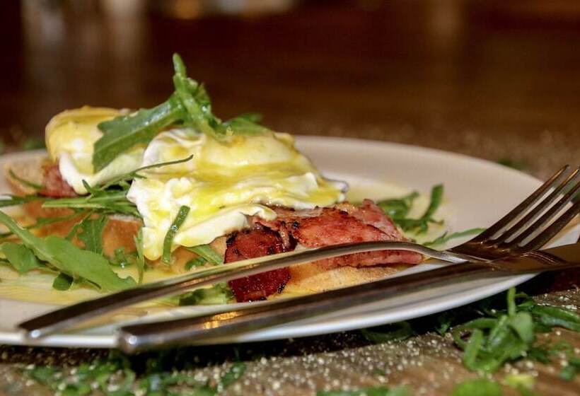 פנסיון Homestead Villas