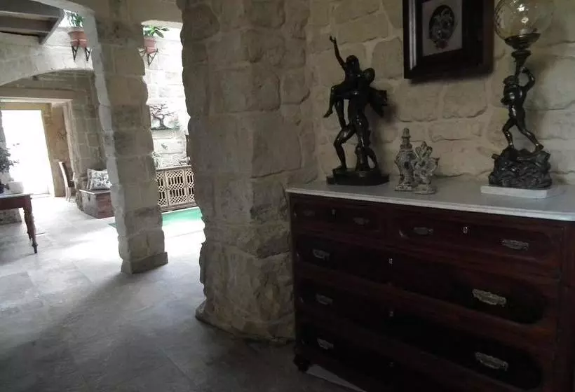 پانسیون Loggia Mariposa
