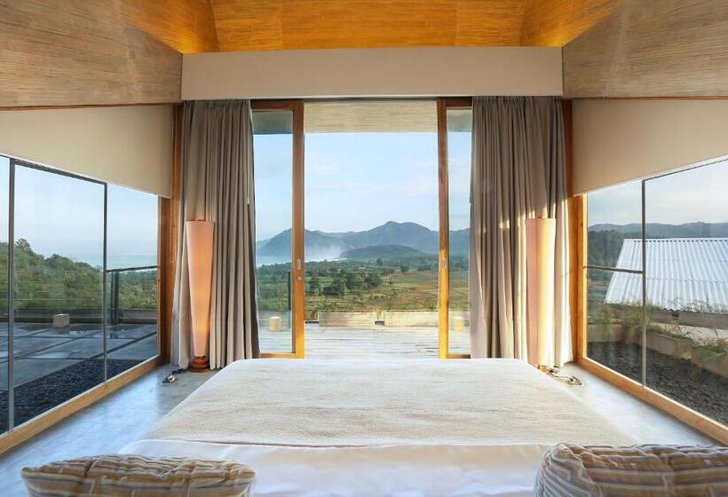 Курорт Seven Havens Residence