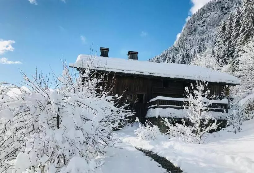 تختخواب و صبحانه Chalet 1864