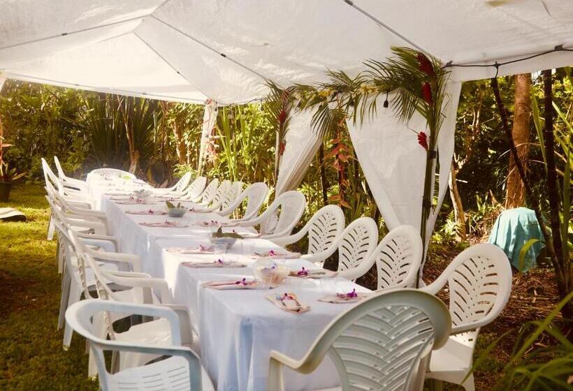 צימר Ma'ukele Lodge