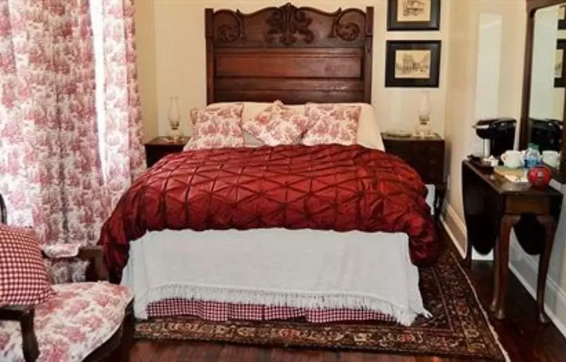 تختخواب و صبحانه The Guest House At Gulfport Landing
