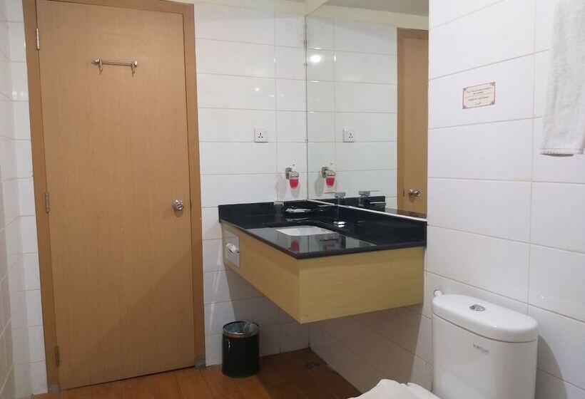 D Grande Hotel Batam