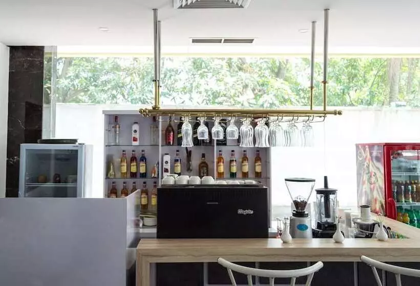 D Grande Hotel Batam