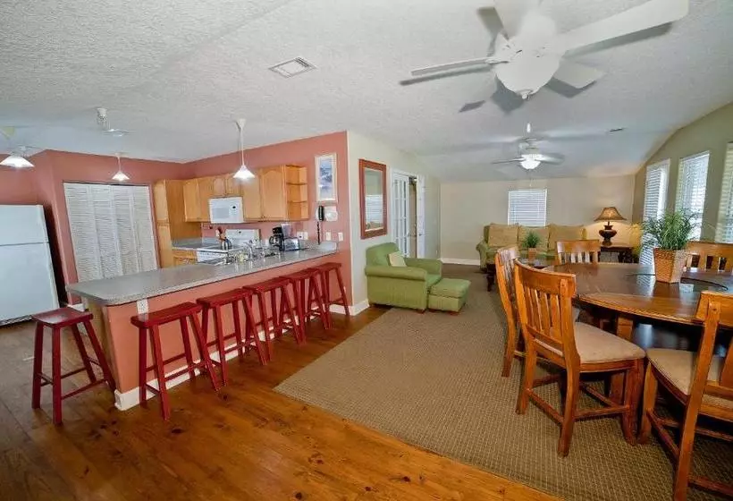 Desoto Beach Terraces
