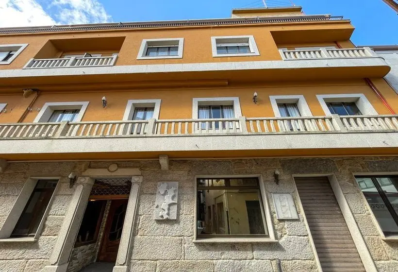 簡易ホテル Complejo Tamanaco Illa de Arousa 3000