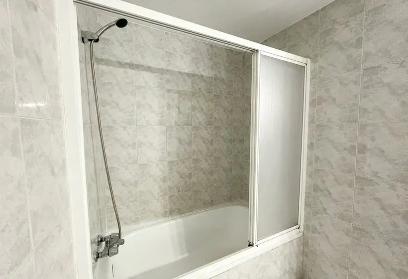 簡易ホテル Complejo Tamanaco Illa de Arousa 3000