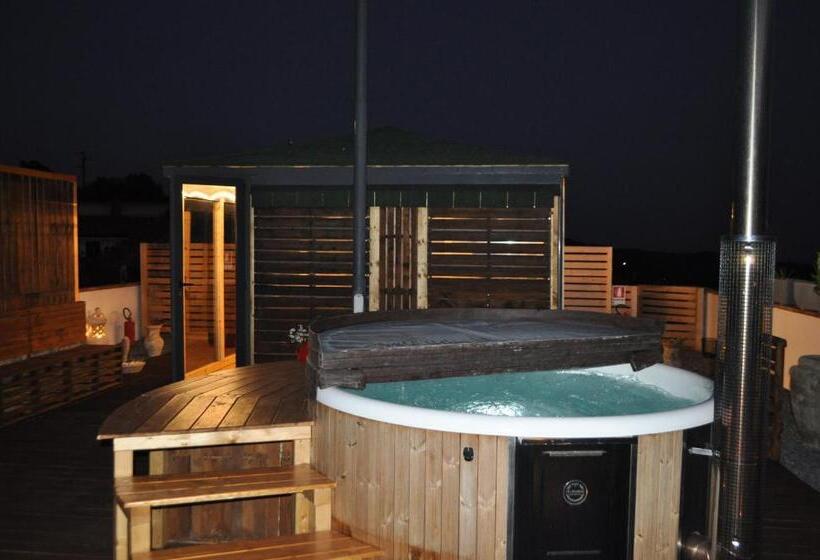 فندق فئة نجمة واحدة Agrihotel Croce Vallone