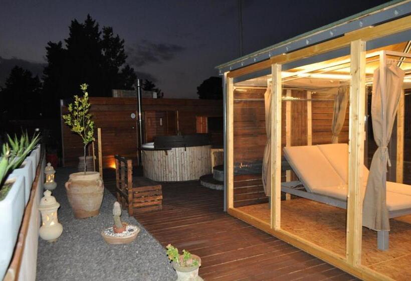 فندق فئة نجمة واحدة Agrihotel Croce Vallone