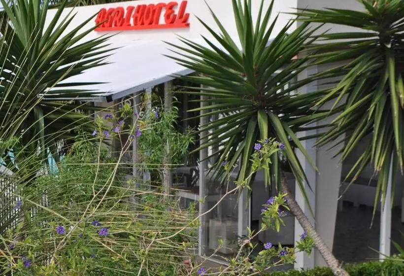 مسافرخانه Agrihotel Croce Vallone