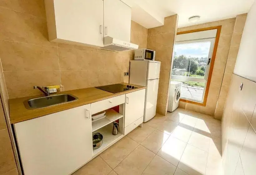 簡易ホテル Complejo Tamanaco Illa de Arousa 3000