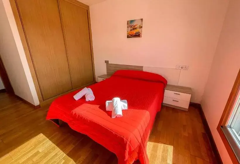 簡易ホテル Complejo Tamanaco Illa de Arousa 3000