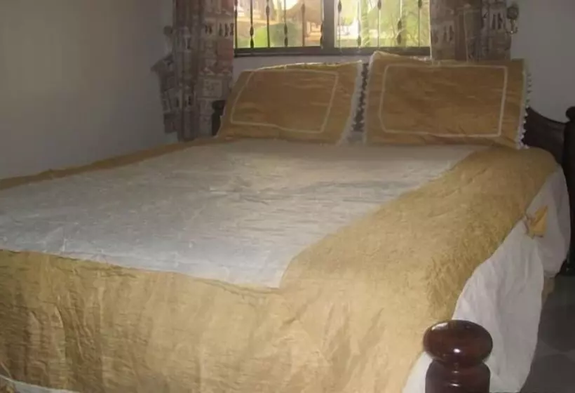 هتل Arusha Royal Court