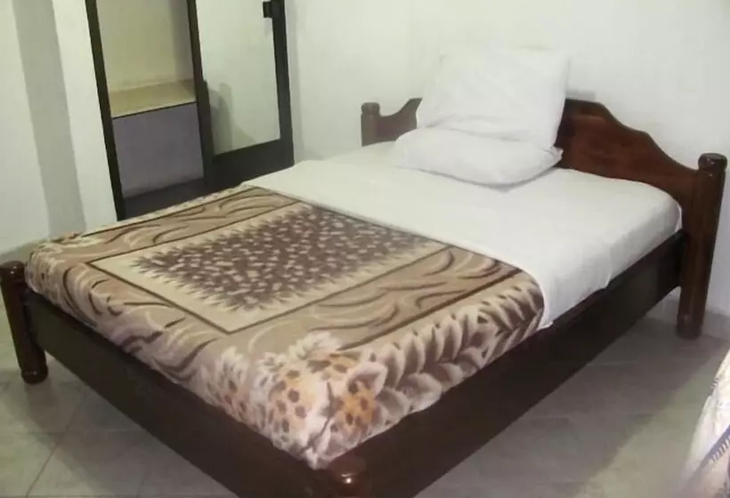 هتل Arusha Royal Court