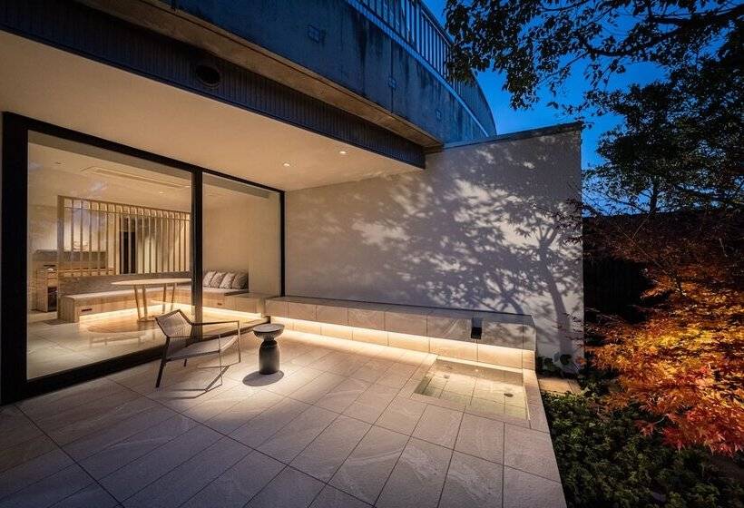 Отель Auberge Fontaine Bleau Atami