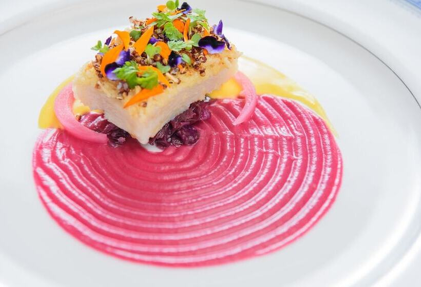 Отель Auberge Fontaine Bleau Atami