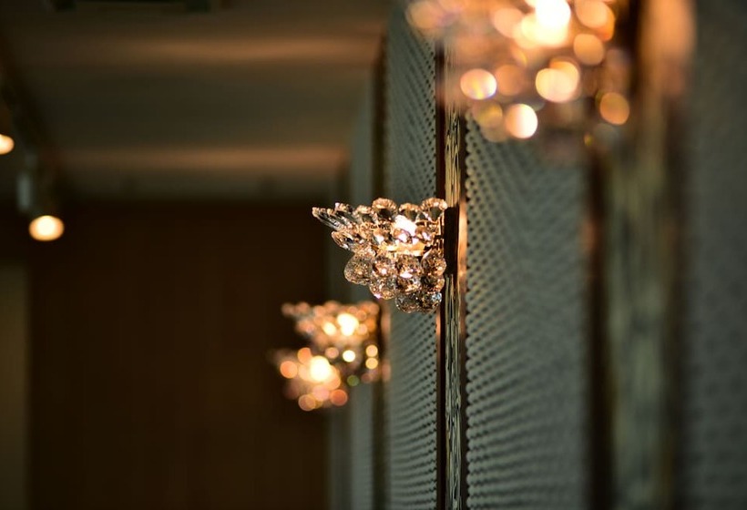 Отель Auberge Fontaine Bleau Atami