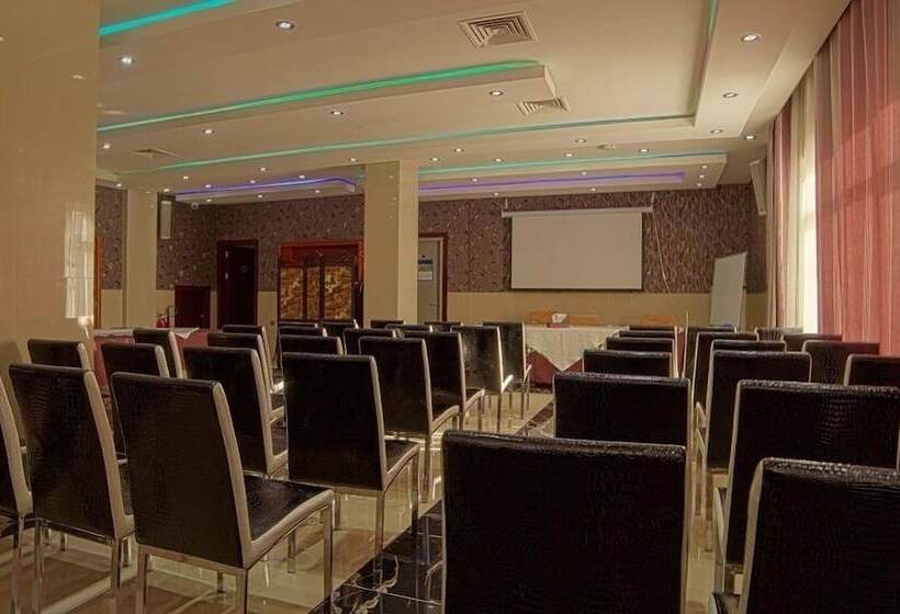 Отель Hôtel Errafie