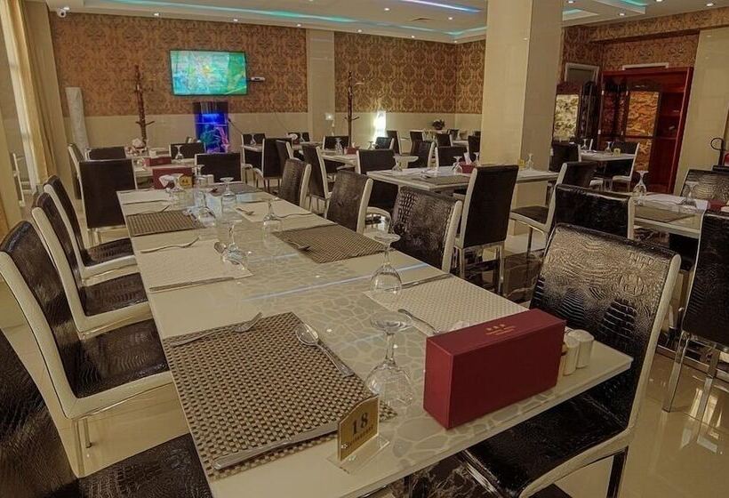 Отель Hôtel Errafie