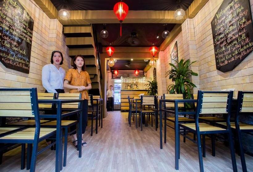 Fotos del hotel Madam Moon:  15