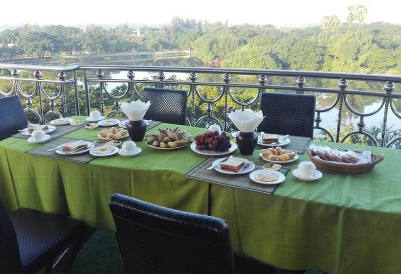 هتل Mandalay Kandawgyi Inn