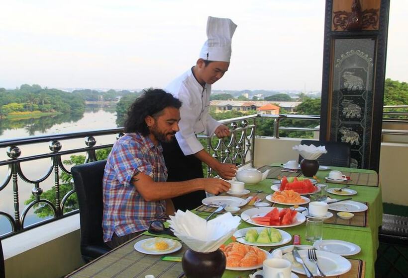 هتل Mandalay Kandawgyi Inn