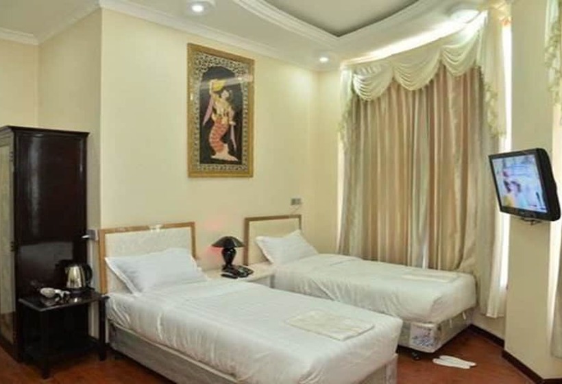 هتل Mandalay Kandawgyi Inn