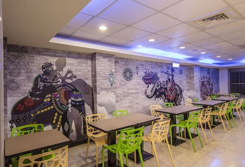 The Cloud Hotel Zhongli Branch