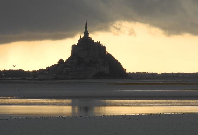 ベッドアンドブレックファースト La Maison D'isaphil