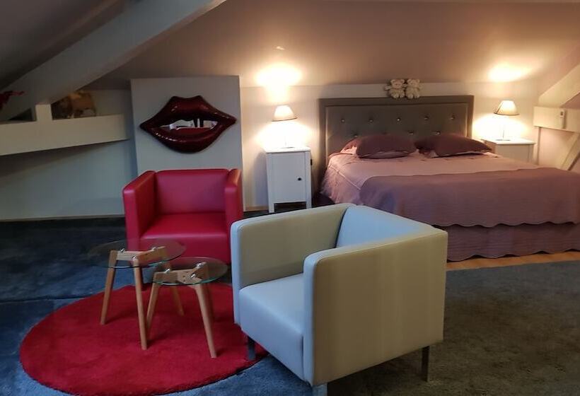 Bed and Breakfast Manoir De Tireveste