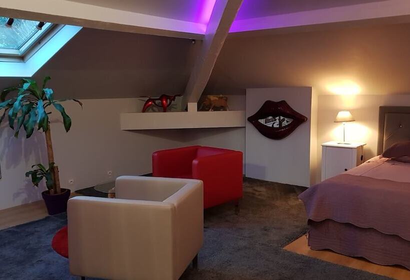 Bed and Breakfast Manoir De Tireveste