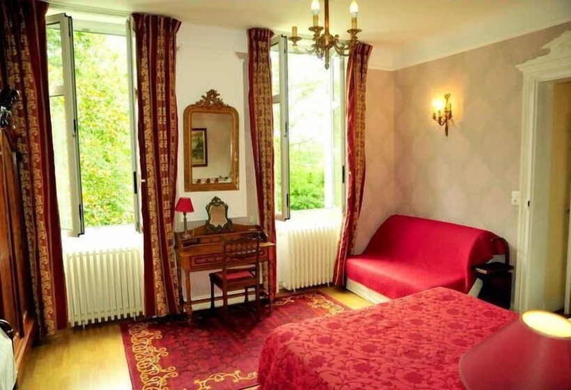 Bed and Breakfast Manoir De Tireveste