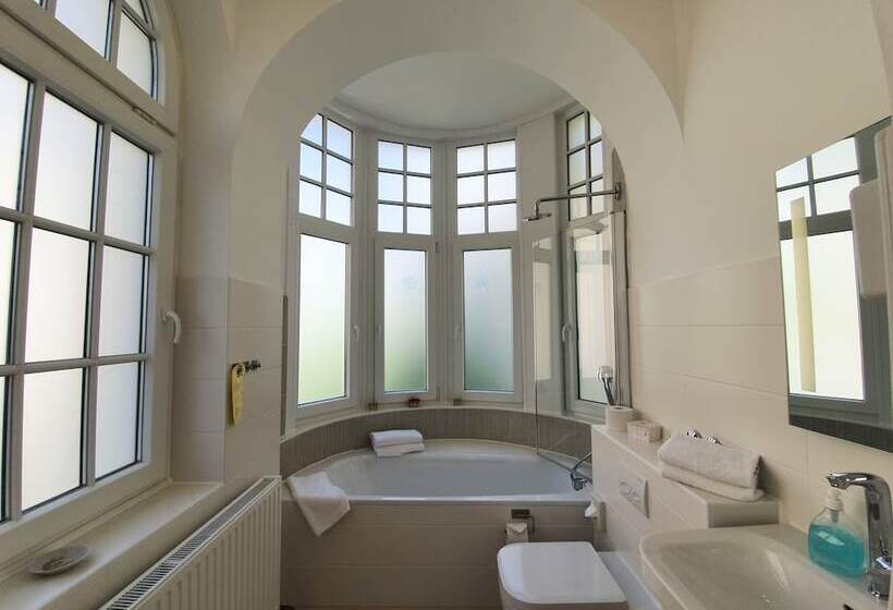 ホテル Atlantic Travemünde