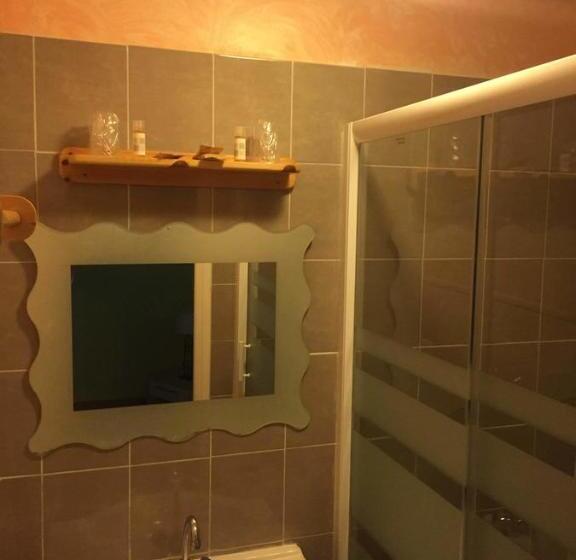 Отель Auberge Les Olivades