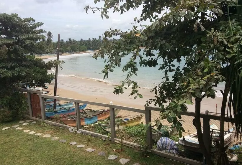 ホテル Beach Villa Lanka