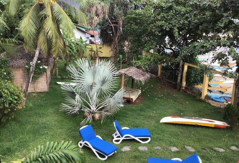 בית מלון כפרי Beach Villa Lanka