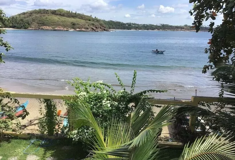 ホテル Beach Villa Lanka