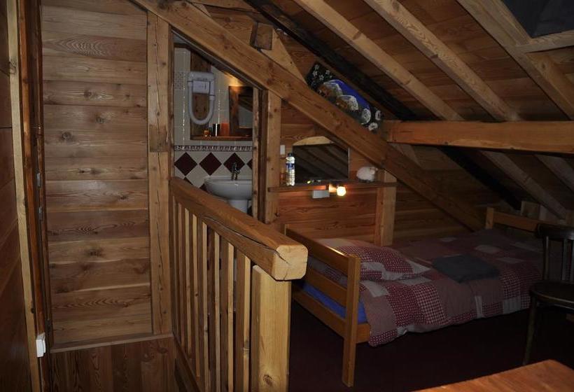 בית מלון כפרי Chalet Des Touristes