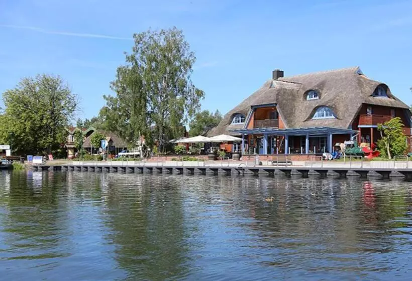 Hotelli Fischerhaus Plau Am See