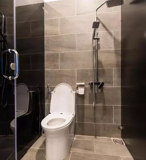 هتل Ht House
