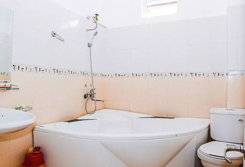 هتل Ht House