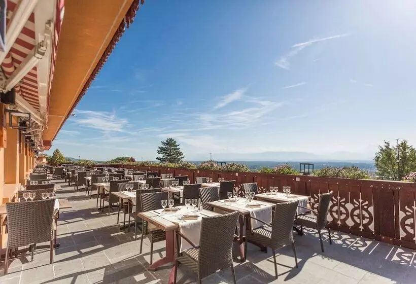 ホテル Hôtel Restaurant Bois Joly