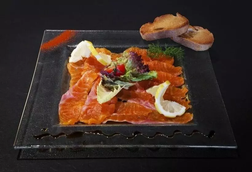 ホテル Hôtel Restaurant Bois Joly