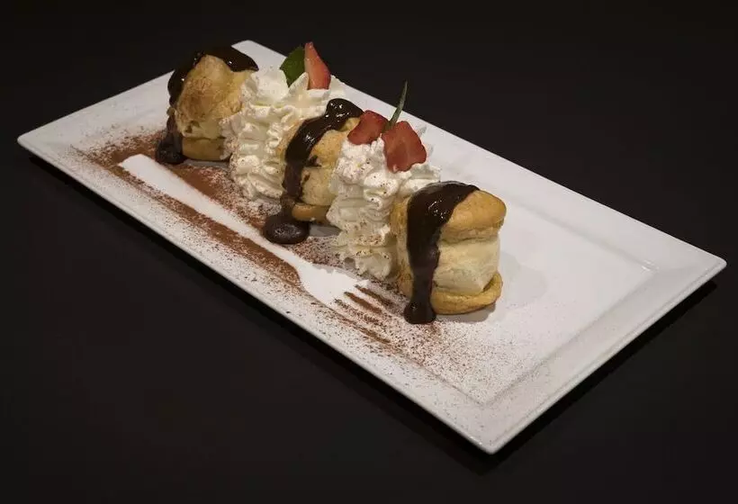 ホテル Hôtel Restaurant Bois Joly